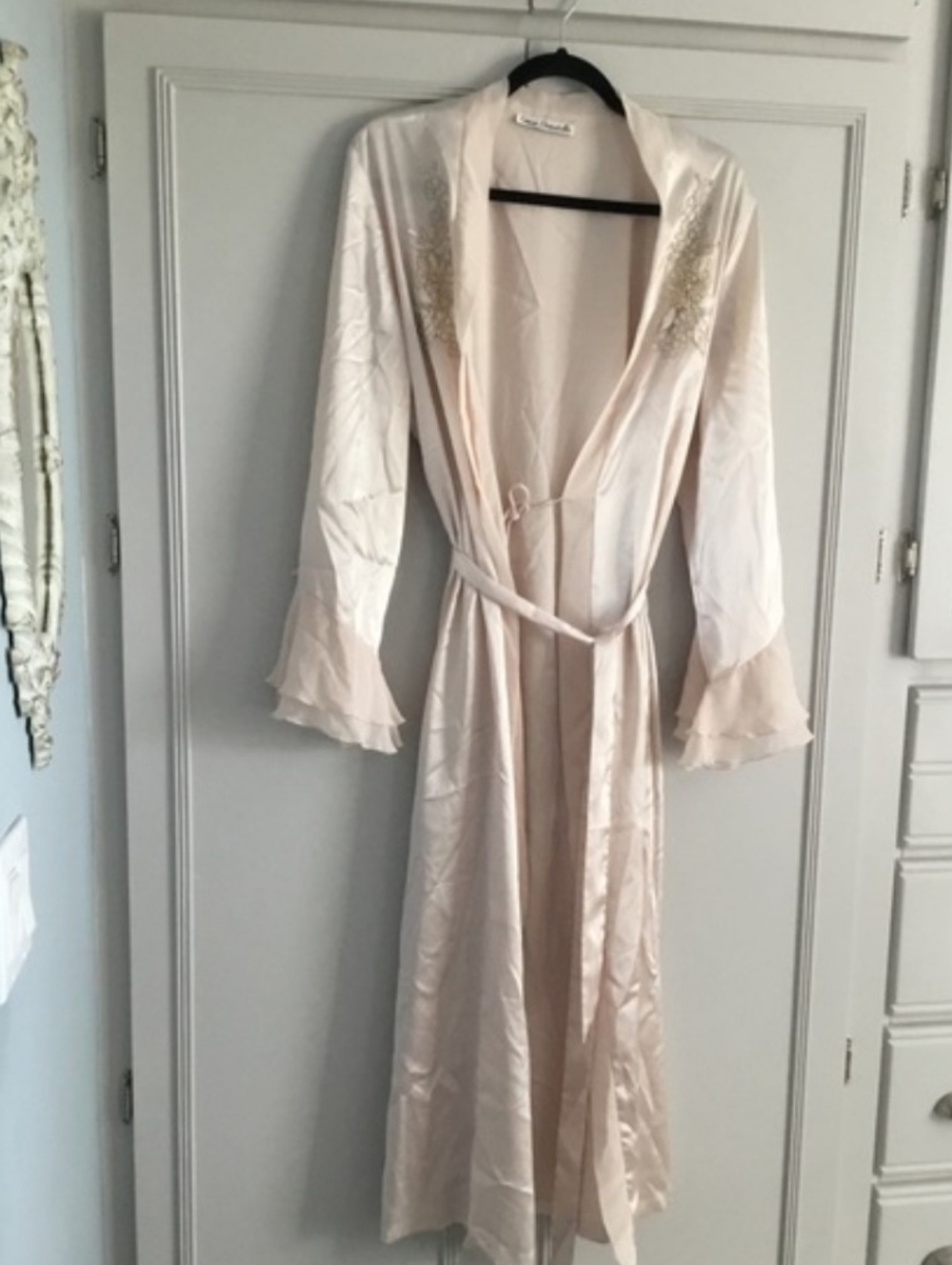 Linea Donatella Romantic Soft Dusky Pink Lace Embroidery Satiny Robe L/XL